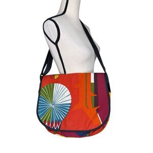 IDeal of Sweden Red/Orange Canvas Tote/Messenger Bag Adjustable Strap Large